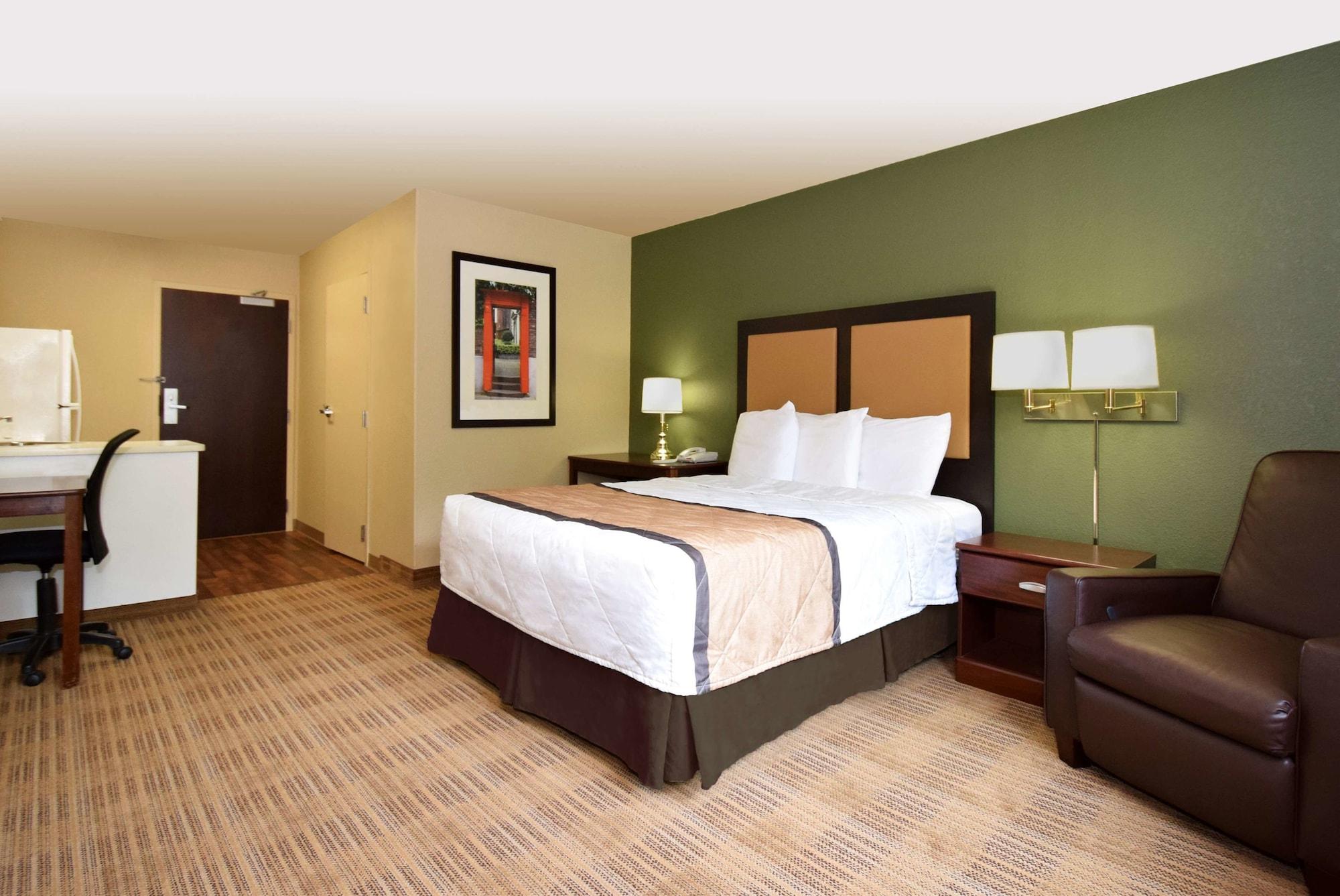 Extended Stay America Suites - Tampa - Airport - Spruce Street Exterior photo