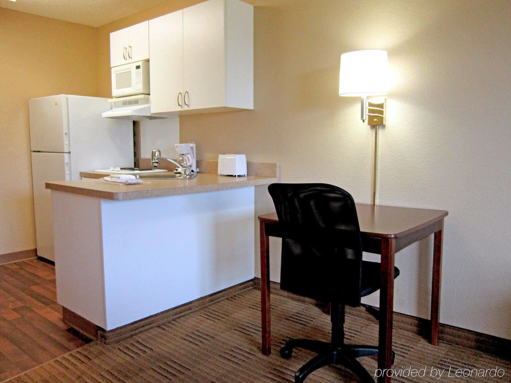Extended Stay America Suites - Tampa - Airport - Spruce Street Exterior photo