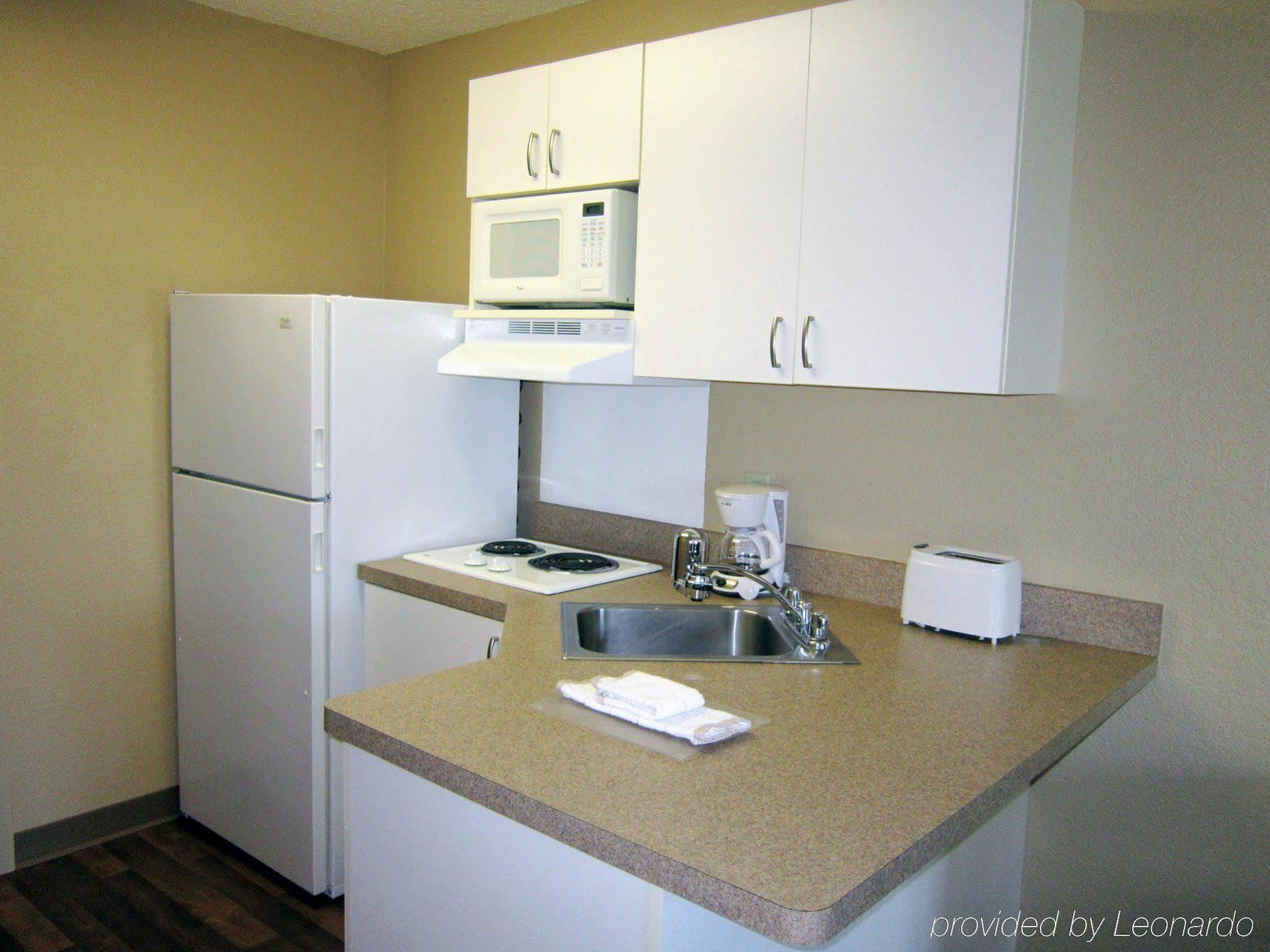 Extended Stay America Suites - Tampa - Airport - Spruce Street Exterior photo